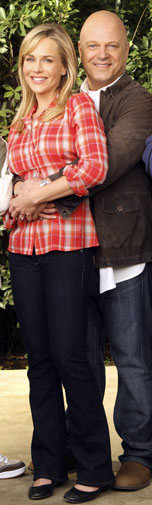 Julie Benz Michael Chiklis No Ordinary Family