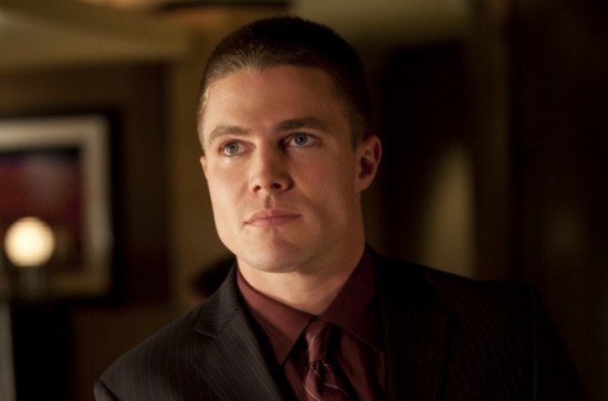 Vampire Diaries Hung Actor Stephen Amell Cast As The CW's Arrow Lead