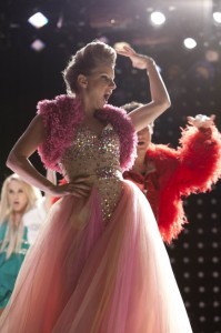 413GLEE_Ep413-Sc9B_269