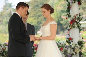 Bones-Ep905_WomanWhite-Sc31_00513