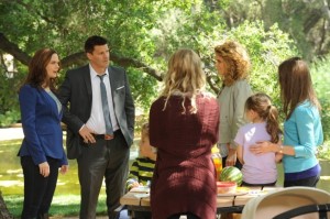 BONES-Ep821_DudeInDam-Sc11_0471