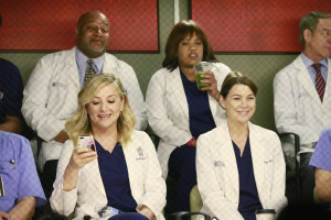 JESSICA CAPSHAW, CHANDRA WILSON, ELLEN POMPEO