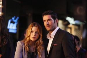 LUCIFER: L-R: Lauren German and Tom Ellis in the ÒLucifer, Stay. Good DevilÓ episode of LUCIFER  airing Monday, Feb. 1 (9:00-10:00 PM ET/PT) on FOX. ©2016 Fox Broadcasting Co. CR: Bettina Strauss/FOX