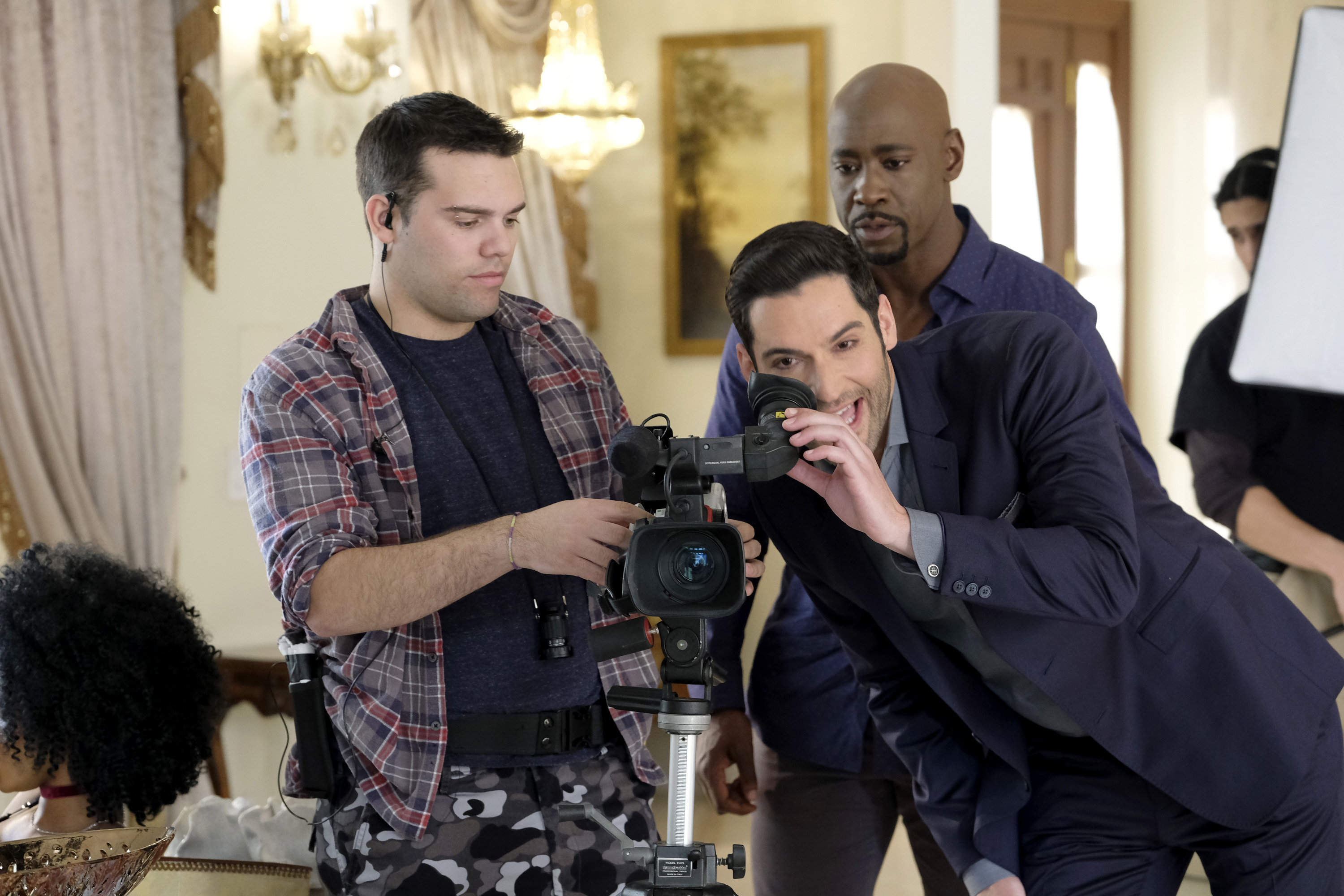 LUCIFER: Tom Ellis (C) and D.B. Woodside (R) in the "City of Angels" winter premiere episode of LUCIFER airing Monday, Jan. 1 (8:00-9:00 PM ET/PT) on FOX. CR: FOX LUCIFER: Tom Ellis (C) and D.B. Woodside (R) in the "City of Angels" winter premiere episode of LUCIFER airing Monday, Jan. 1 (8:00-9:00 PM ET/PT) on FOX. CR: FOX