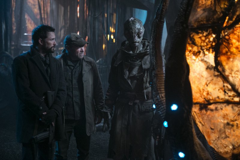 24051_012_0426_R_6947_ 24051_012_0426_R_6947_