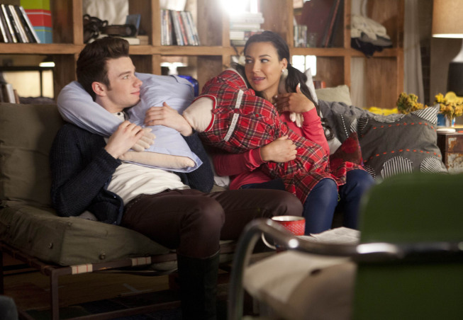 GLEE: Kurt (Chris Colfer, L) and Santana (Naya Rivera, R) hang out in the "Guilty Pleasures" episode of GLEE airing Thursday, March 21 (9:00-10:00 PM ET/PT) on FOX. ©2013 Fox Broadcasting Co. CR: Adam Rose/FOX GLEE: Kurt (Chris Colfer, L) and Santana (Naya Rivera, R) hang out in the "Guilty Pleasures" episode of GLEE airing Thursday, March 21 (9:00-10:00 PM ET/PT) on FOX. ©2013 Fox Broadcasting Co. CR: Adam Rose/FOX