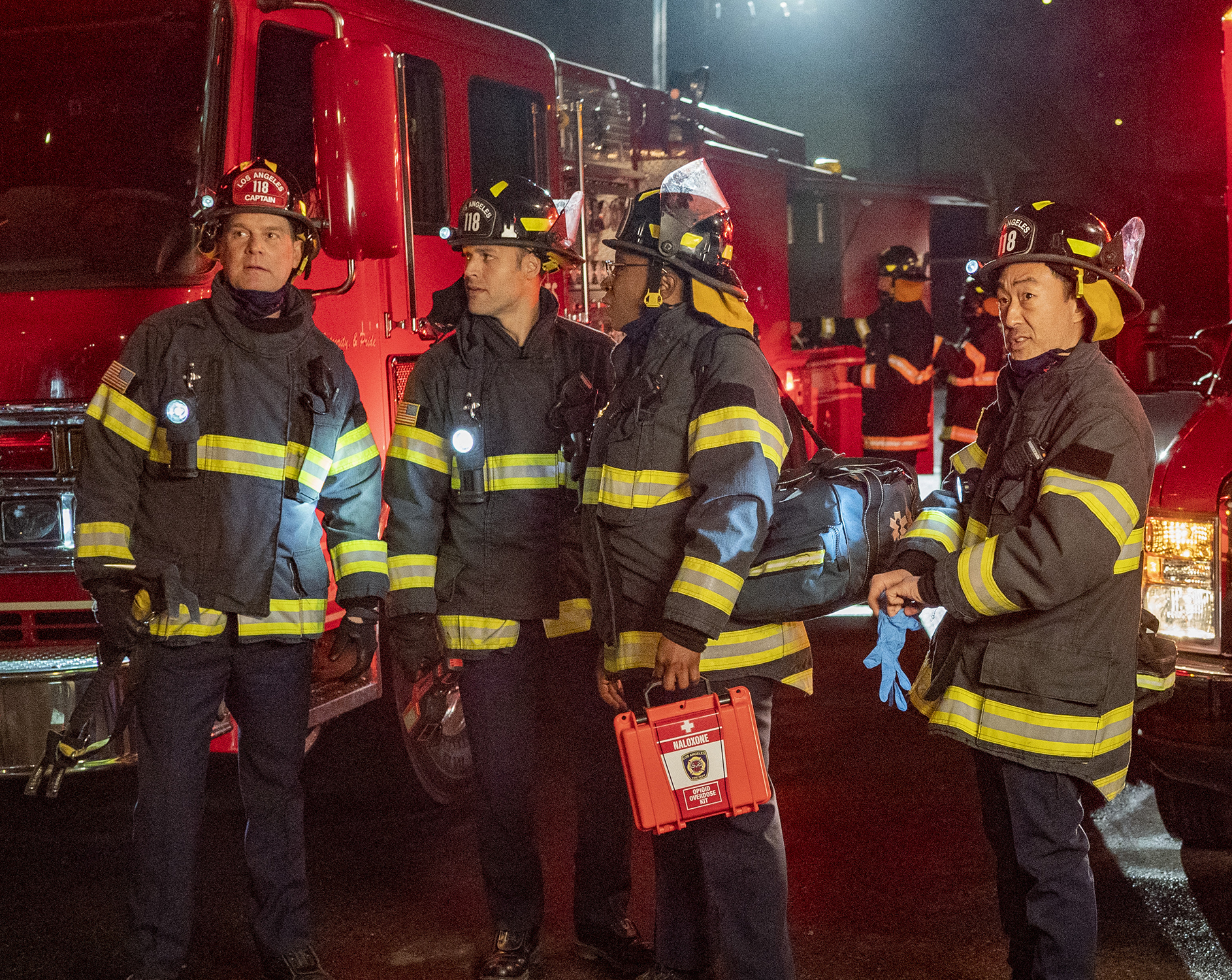 911-S4_Ep411-Sc57pt_0056 911-S4_Ep411-Sc57pt_0056