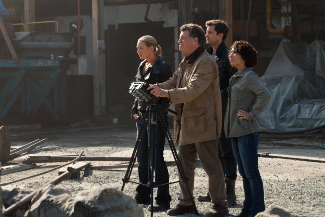 FRINGE: Olivia (Anna Torv, L) Walter (John Noble, second from L), Peter (Josh Jackson, second from R) and Astrid (Jasika Nicole, R) find a device that could help their mission in the "Five-Twenty- Ten" episode of FRINGE airing Friday, Nov. 16  (9:00-10:00 PM ET/PT) on FOX. ©2012 Fox Broadcasting Co. CR: Liane Hentscher/FOX FRINGE: Olivia (Anna Torv, L) Walter (John Noble, second from L), Peter (Josh Jackson, second from R) and Astrid (Jasika Nicole, R) find a device that could help their mission in the "Five-Twenty- Ten" episode of FRINGE airing Friday, Nov. 16  (9:00-10:00 PM ET/PT) on FOX. ©2012 Fox Broadcasting Co. CR: Liane Hentscher/FOX