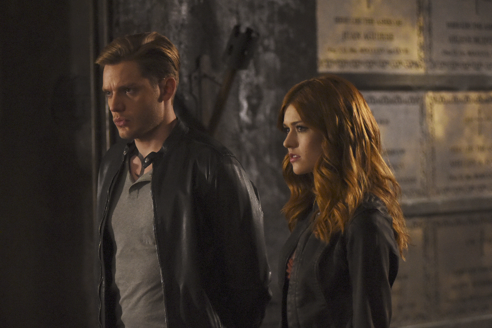 145813_2042 145813_2042