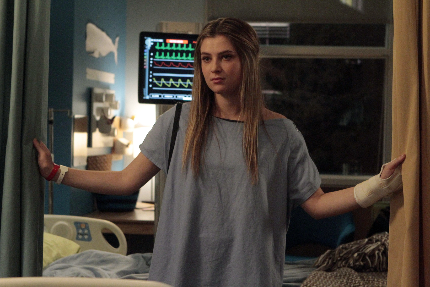 RED BAND SOCIETY:  Kara (Zoe Kevin) in the "Liar, Liar, Pants On Fire" episode of  RED BAND SOCIETY airing Wednesday Sept. 24 (9:00 - 10:00  ET/ PT) on FOX.  CR: Carin Baer/ FOX.  © Copyright 2014 Fox Broadcasting Co. RED BAND SOCIETY:  Kara (Zoe Kevin) in the "Liar, Liar, Pants On Fire" episode of  RED BAND SOCIETY airing Wednesday Sept. 24 (9:00 - 10:00  ET/ PT) on FOX.  CR: Carin Baer/ FOX.  © Copyright 2014 Fox Broadcasting Co.