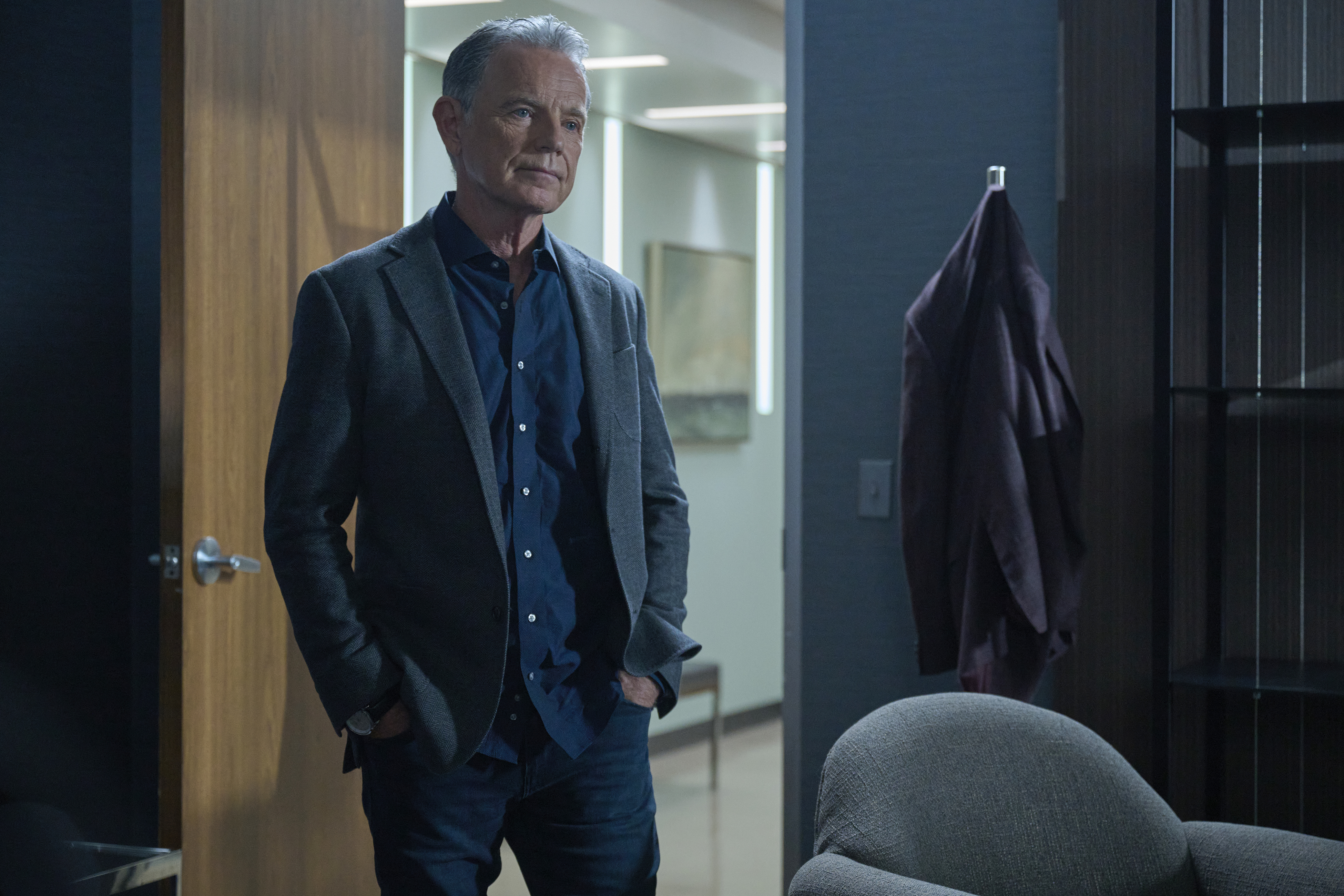 THE RESIDENT: Bruce Greenwood in the "All Hands on Deck" season finale episode of THE RESIDENT airing Tuesday, Jan. 17 (8:00-9:00 PM ET/PT) on FOX. ©2022 Fox Media LLC. CR: Tom Griscom/FOX THE RESIDENT: Bruce Greenwood in the "All Hands on Deck" season finale episode of THE RESIDENT airing Tuesday, Jan. 17 (8:00-9:00 PM ET/PT) on FOX. ©2022 Fox Media LLC. CR: Tom Griscom/FOX