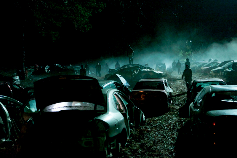 THE VAMPIRE DIARIES THE VAMPIRE DIARIES