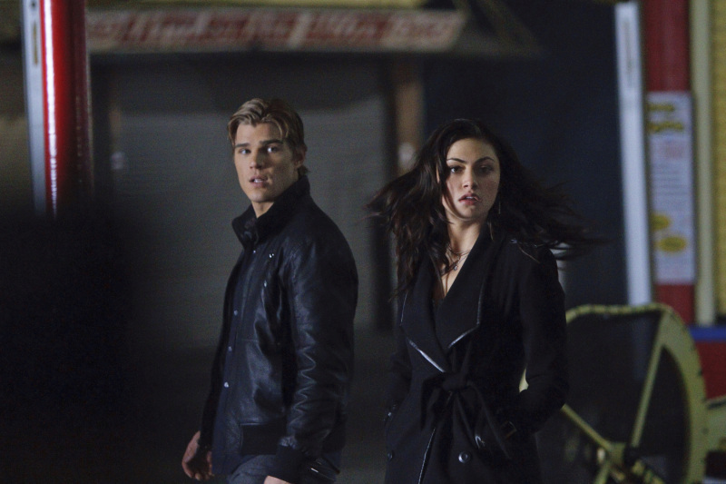 Next Secret Circle: “Traitor” (Promo Trailer & Images)