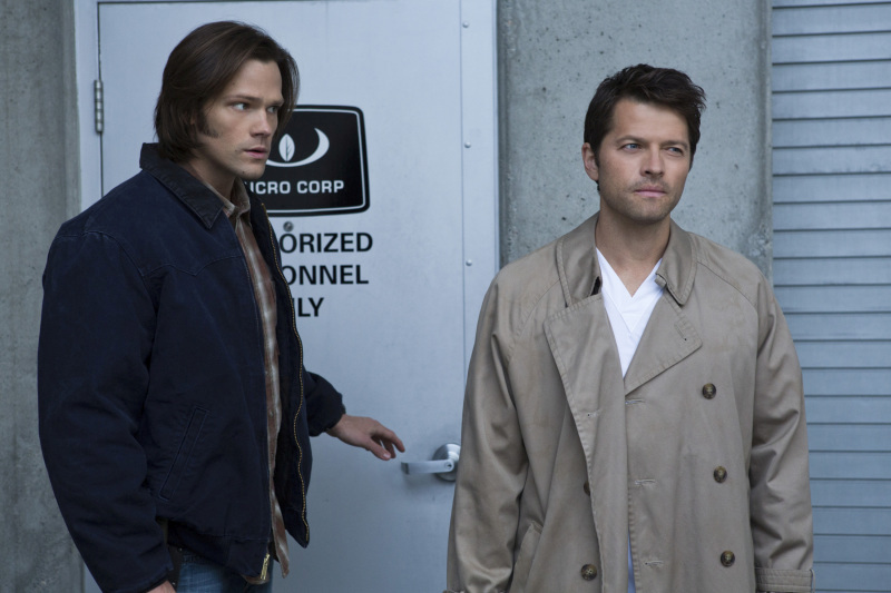 Supernatural Video: Misha Collins Previews The Season Finale