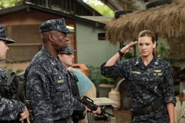 Last Resort: Interview With Daisy Betts, “Lt. Grace Shepard”