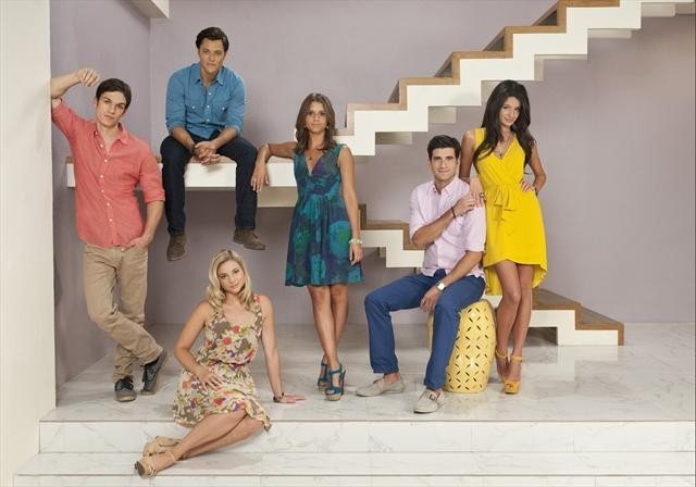 The Lying Game Returns In January – See Some Season 2 Cast Photos!