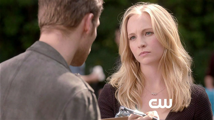Vampire Diaries: Screencaps From A Klaroline-Filled “My Brother’s Keeper” Clip