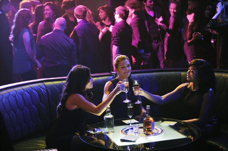 Executive Producers Preview Tonight’s Person Of Interest: “Lady Killer”