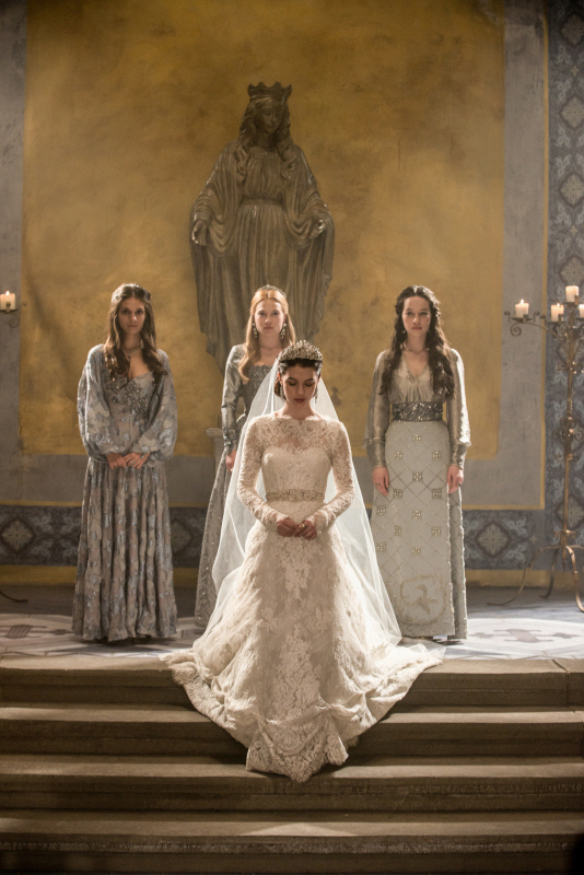 Reign: “The Consummation” Preview Images