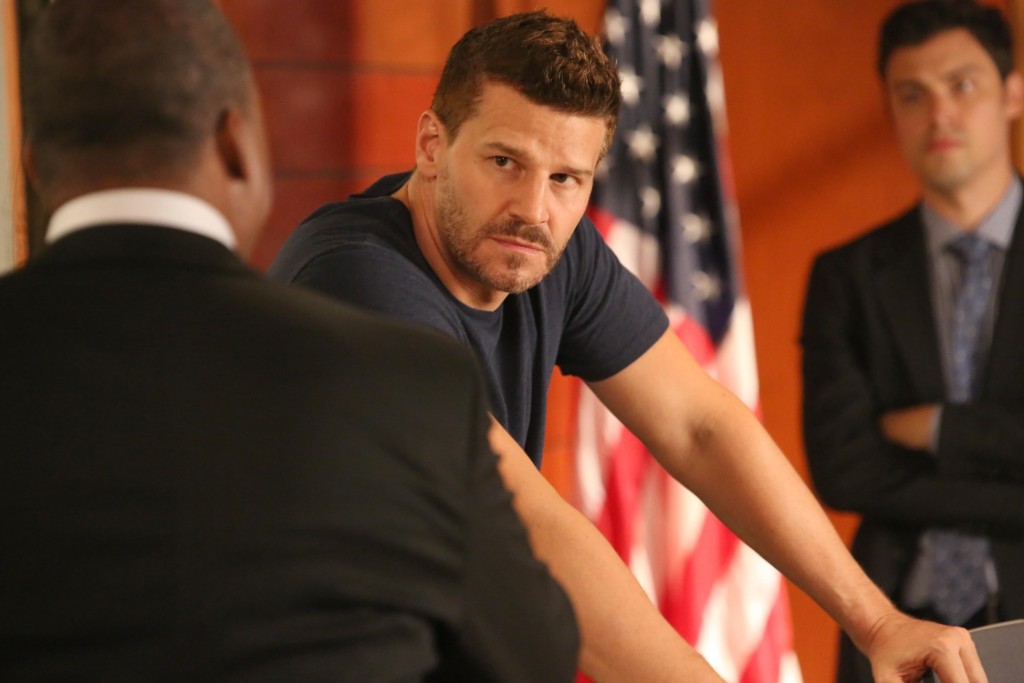 Bones Season Premiere: “The Conspiracy In The Corpse” Images & Description