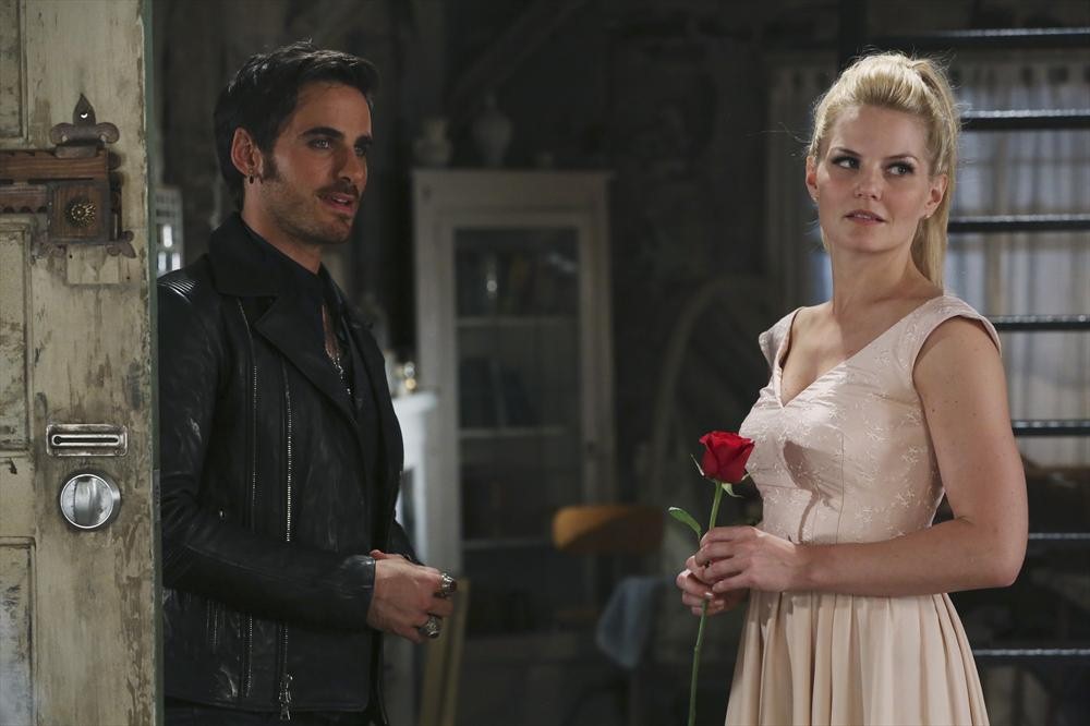 “Captain Swan” On Once Upon A Time Rules, Regina/Emma