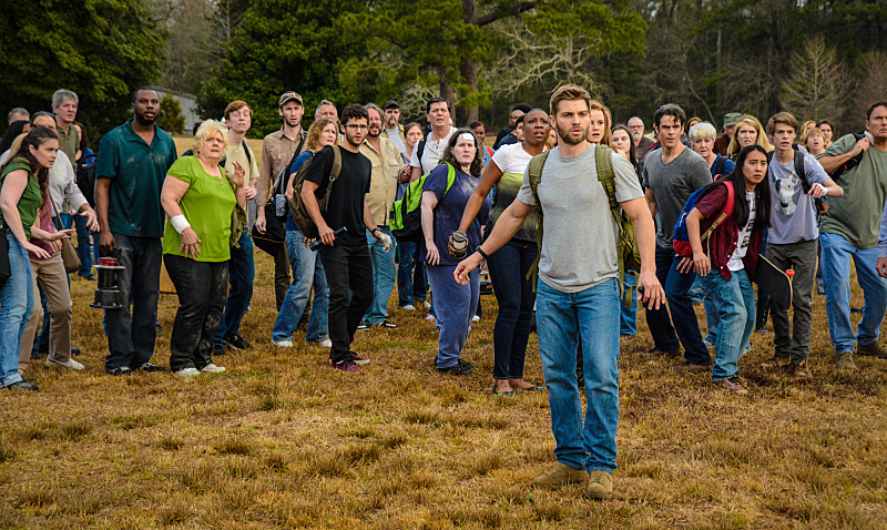 Under The Dome: Photos From The Opening Episodes Of Season 3