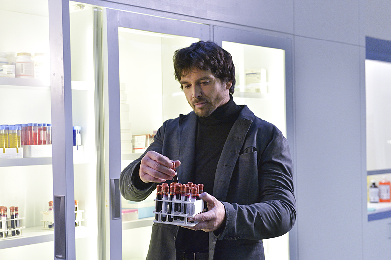 Beauty and the Beast: “Unbreakable” Official Photos