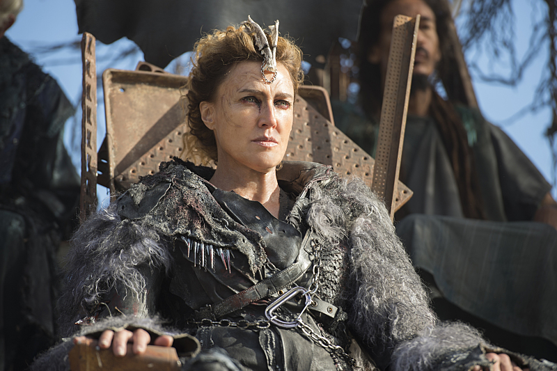 The 100 Interview: Brenda Strong Previews “Ice Queen” Nia