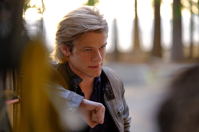 MacGyver: Photos From The Reboot’s First Episode MacGyver