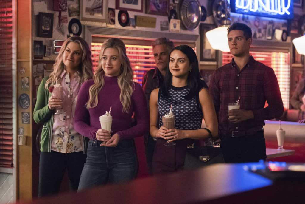 Riverdale: 31 Time Jump Photos From “Purgatorio” & “The Homecoming”