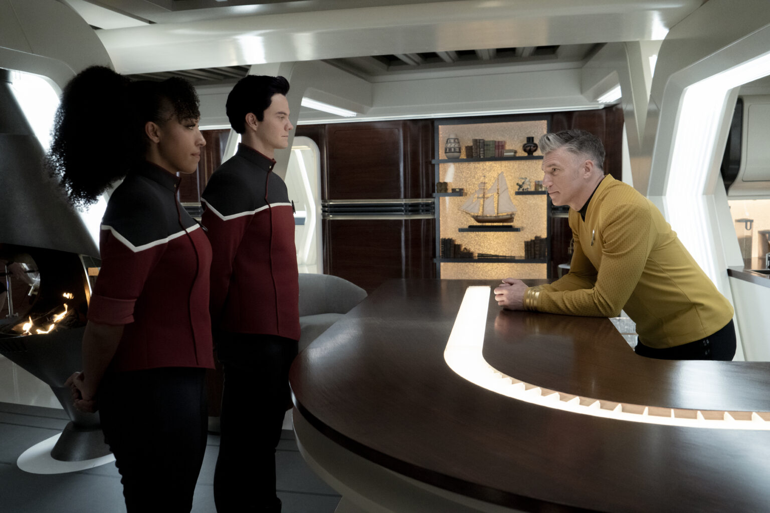 Strange New Worlds Crossover Photos: “Those Old Scientists”