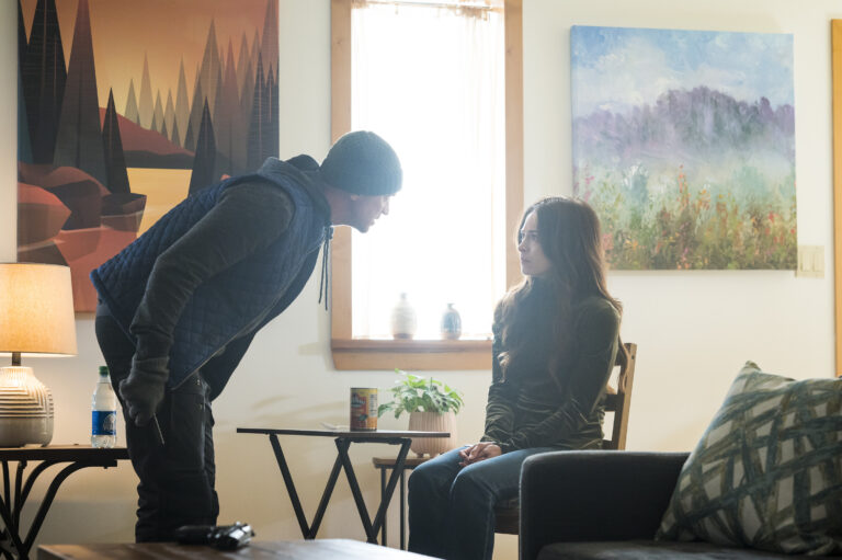 Murder in a Small Town: Devon Sawa Guest Stars in “A Touch of Panic”